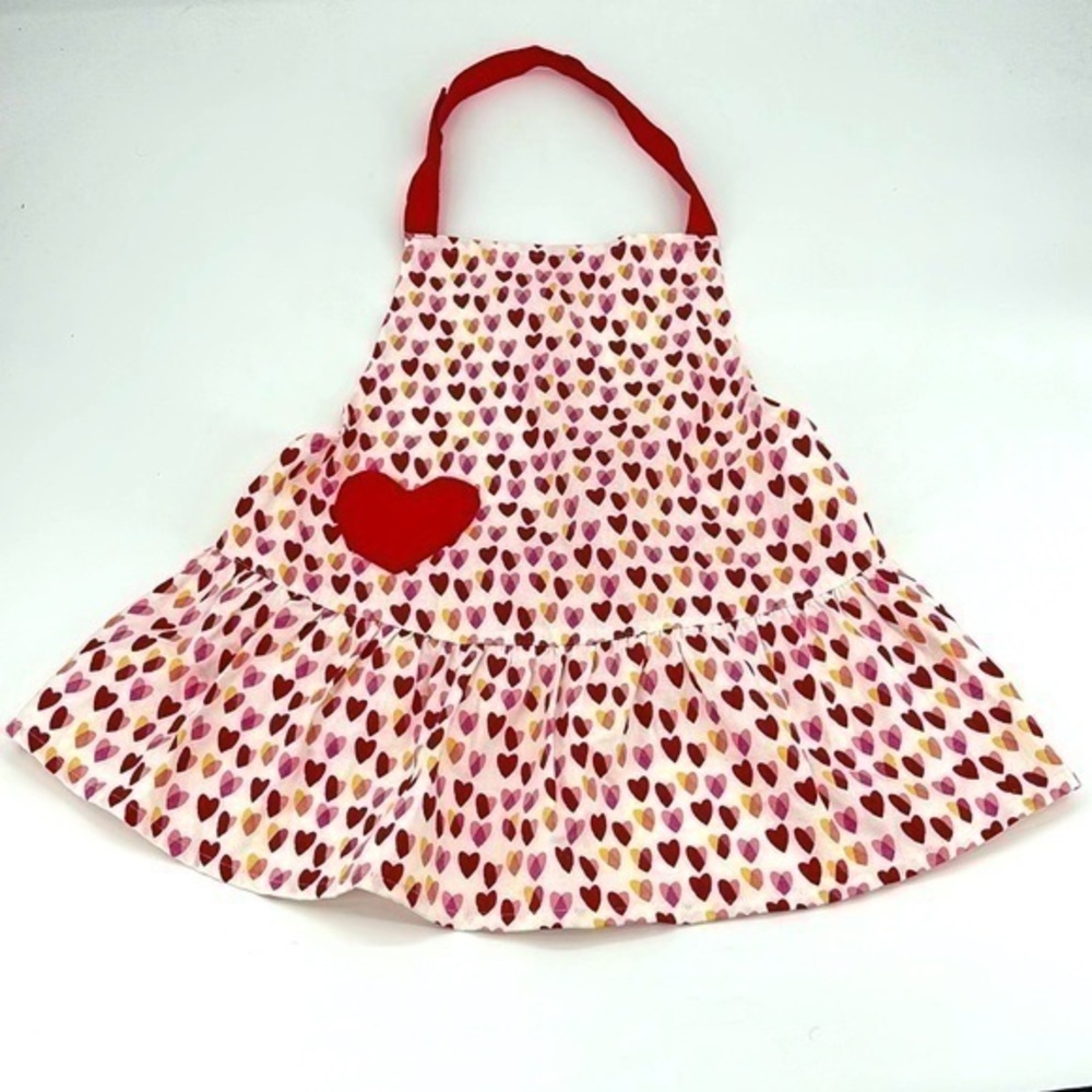 UEC Target heart print apron adult size small